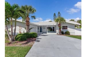 10120 PARADISE BOULEVARD, TREASURE ISLAND, FL 33706 - MLS#MFRTB8436660