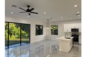 2145 Redmond St, PORT CHARLOTTE