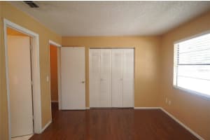 10049 LAKE OAK CIRCLE, TAMPA, FL 33624 - MLS#MFRTB8436779