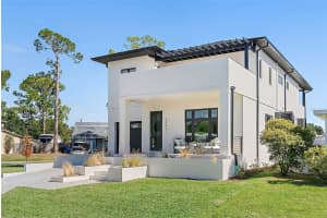 5941 MANGROVE STREET, ST PETERSBURG, FL 33703 - MLS#MFRTB8436801