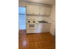 1045 LAKE PARKER DRIVE, LAKELAND, FL 33801 - MLS#MFRTB8436823