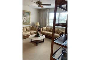 8174 TERRACE GARDEN DRIVE, ST PETERSBURG, FL 33709 - MLS#MFRTB8436833