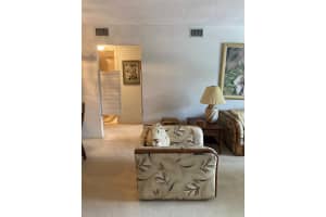 8174 TERRACE GARDEN DRIVE, ST PETERSBURG, FL 33709 - MLS#MFRTB8436833