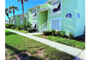 3735 42nd Way S #e, ST PETERSBURG
