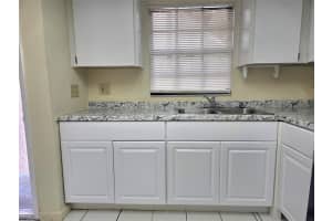 4007 ASHFORD GREEN PLACE, TAMPA, FL 33613 - MLS#MFRTB8436956