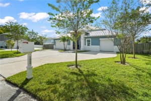 11624 OAK LANE, LARGO, FL 33778 - MLS#MFRTB8436967