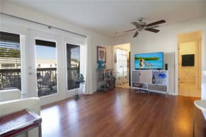 5015 COQUINA KEY DRIVE, ST PETERSBURG, FL 33705 - MLS#MFRTB8437073