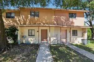 4003 OAK LIMB COURT, TAMPA, FL 33614 - MLS#MFRTB8437145