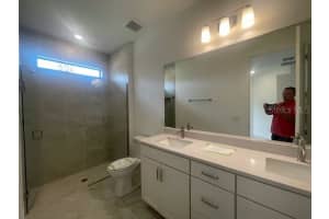 18828 INDIAN ROCK PLACE, LAKEWOOD RANCH, FL 34211 - MLS#MFRTB8437186