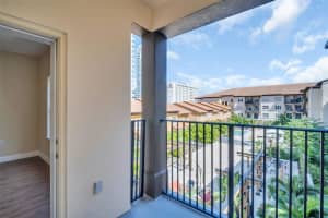 200 4TH AVENUE, ST PETERSBURG, FL 33701 - MLS#MFRTB8437202