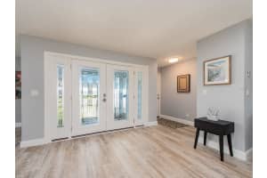 725 SNUG ISLAND, CLEARWATER BEACH, FL 33767 - MLS#MFRTB8437250