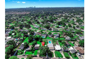 730 LYNNDALE STREET, ST PETERSBURG, FL 33703 - MLS#MFRTB8437280