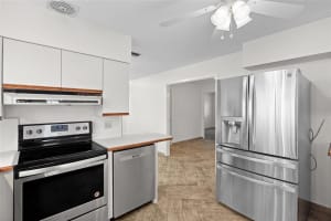 10389 VALENCIA ROAD, SEMINOLE, FL 33772 - MLS#MFRTB8437327