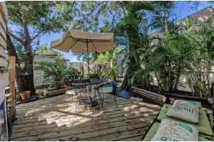 711 DRIFTWOOD LANE, TARPON SPRINGS, FL 34689 - MLS#MFRTB8437345