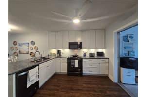 211 PASADENA AVENUE, ST PETERSBURG, FL 33710 - MLS#MFRTB8437372