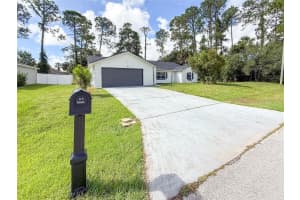 32 BARRISTER LANE, PALM COAST, FL 32137 - MLS#MFRTB8437437
