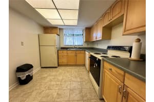 860 VILLAGE DRIVE, ST PETERSBURG, FL 33716 - MLS#MFRTB8437478