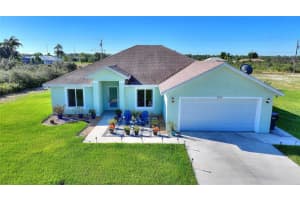 2081 Valencia Dr, INDIAN LAKE ESTATES