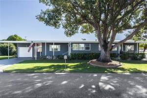 5546 Arrowhead Dr, ZEPHYRHILLS