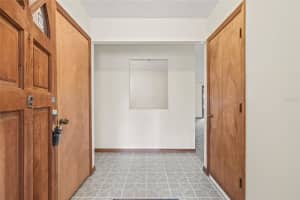 2005 SPIRIT LAKE ROAD, WINTER HAVEN, FL 33880 - MLS#MFRTB8437524