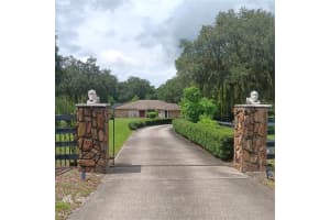 1804 WHEELER ROAD, SEFFNER, FL 33584 - MLS#MFRTB8437566