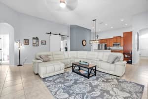 10216 HOLLAND ROAD, RIVERVIEW, FL 33578 - MLS#MFRTB8437610
