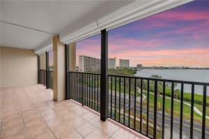 7037 SUNSET DRIVE, SOUTH PASADENA, FL 33707 - MLS#MFRTB8437722