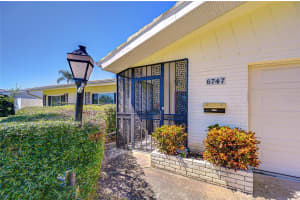 6747 28TH STREET, ST PETERSBURG, FL 33712 - MLS#MFRTB8437772