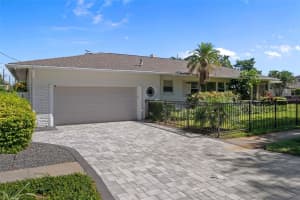 105 17TH AVENUE, ST PETERSBURG, FL 33704 - MLS#MFRTB8437853