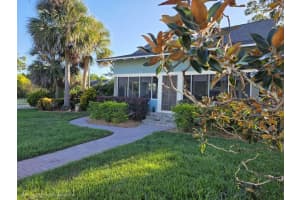 1111 CENTER STREET, EUSTIS, FL 32726 - MLS#MFRTB8437857