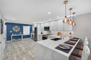 5186 COQUINA KEY DRIVE, ST PETERSBURG, FL 33705 - MLS#MFRTB8437872