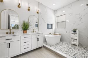 726 52ND AVENUE, ST PETERSBURG, FL 33703 - MLS#MFRTB8437878