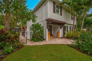 8020 SHARON DRIVE, TAMPA, FL 33617 - MLS#MFRTB8437958