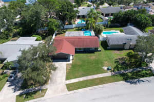 6135 TANGLEWOOD DRIVE, ST PETERSBURG, FL 33703 - MLS#MFRTB8438000