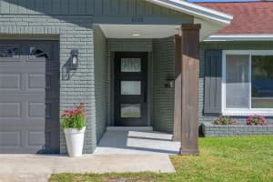 6135 TANGLEWOOD DRIVE, ST PETERSBURG, FL 33703 - MLS#MFRTB8438000