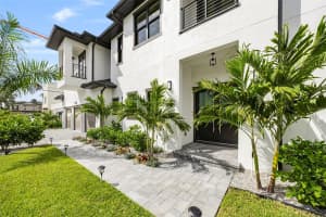 3701 LYNWOOD AVENUE, TAMPA, FL 33611 - MLS#MFRTB8438004