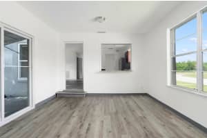 7670 8TH STREET, ST PETERSBURG, FL 33702 - MLS#MFRTB8438033