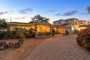 300 BAYVIEW DRIVE, ST PETERSBURG, FL 33704 - MLS#MFRTB8438049