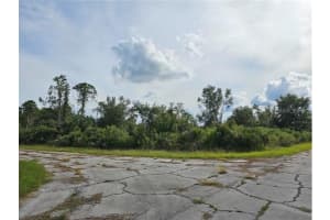 Lot 1 HINSHAW AVENUE, NORTH PORT, FL 34288 - MLS#MFRTB8438080