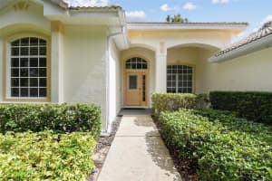 3805 SCARBOROUGH COURT, CLERMONT, FL 34711 - MLS#MFRTB8438091