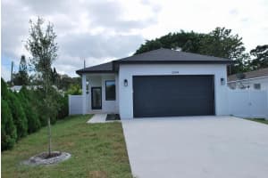 2644 42ND AVENUE, ST PETERSBURG, FL 33714 - MLS#MFRTB8438117