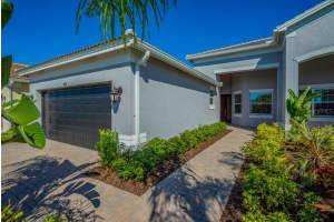 4922 SIENNA ISLES AVENUE, WIMAUMA, FL 33598 - MLS#MFRTB8438121