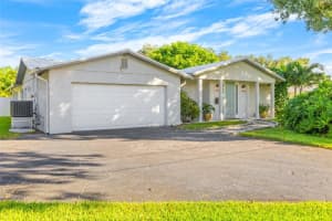 4085 42ND AVENUE, ST PETERSBURG, FL 33711 - MLS#MFRTB8438129