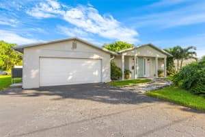 4085 42ND AVENUE, ST PETERSBURG, FL 33711 - MLS#MFRTB8438129