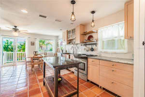 23 80TH AVENUE, TREASURE ISLAND, FL 33706 - MLS#MFRTB8438140