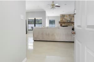 4810 GRAINARY AVENUE, TAMPA, FL 33624 - MLS#MFRTB8438164
