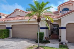 10417 Saint Tropez Pl #103, TAMPA