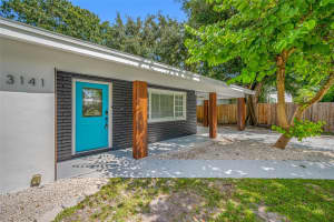 MLS# MFRTB8438196, Sarasota, Florida 34237