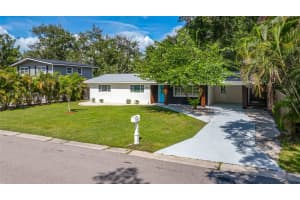 MLS# MFRTB8438196, Sarasota, Florida 34237