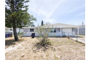 4814 Foothill Dr Holiday, FL 34690 - Off Market